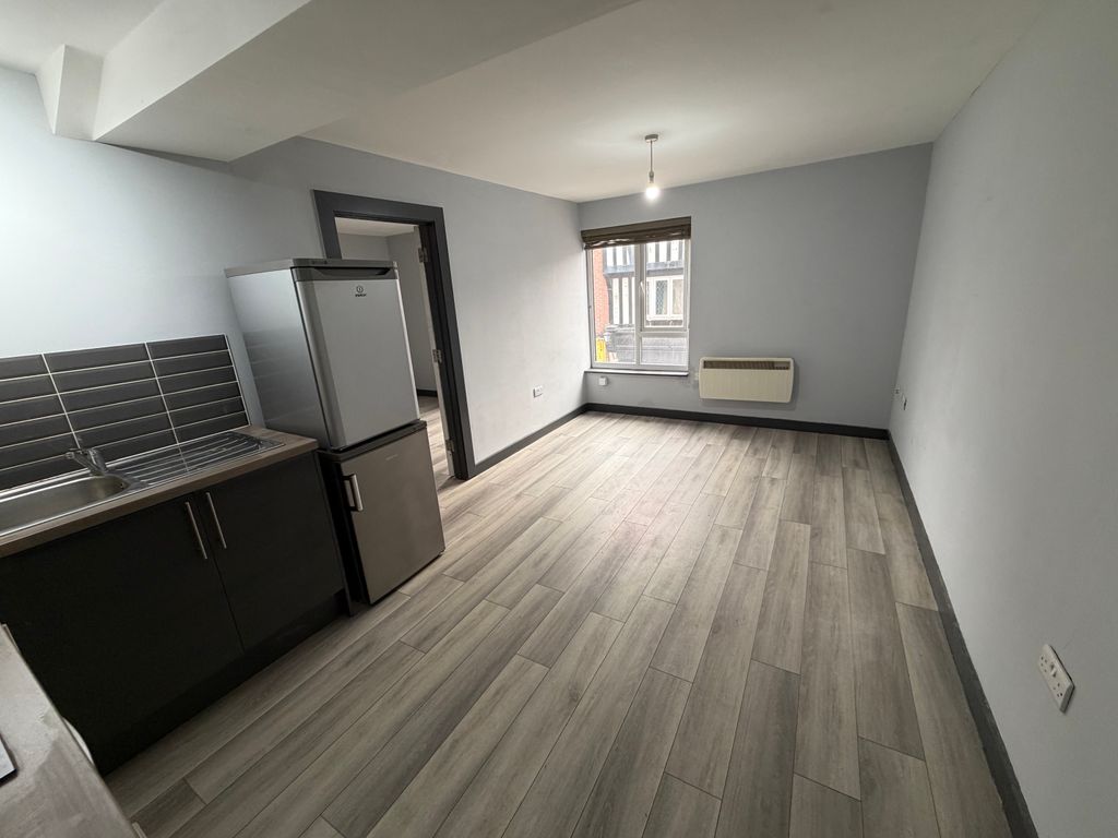 Property photo 2 of 11 Images