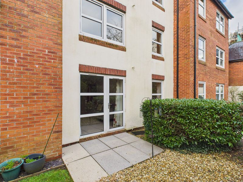 Property photo 1 of 27 Photo 12