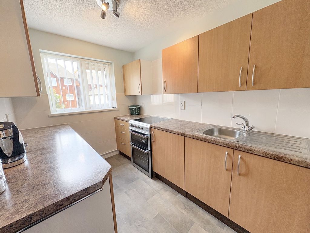 Property photo 3 of 14 4388733