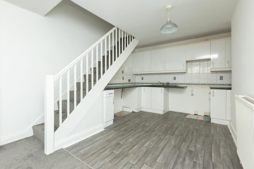 Property photo 3 of 10 F88F70c65E02Dfaf1Ecc025Ea0177F42.Jpg