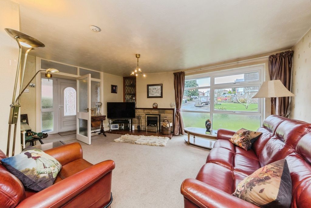 Property photo 2 of 16 Pbox-Img.Jpg