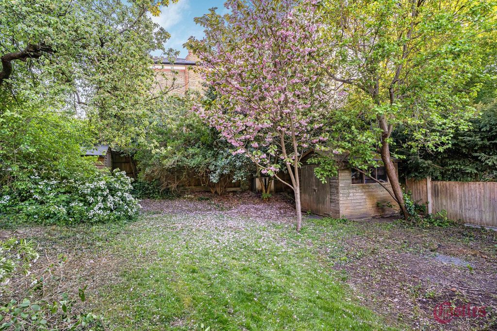 Property photo 2 of 14 Rear Garden