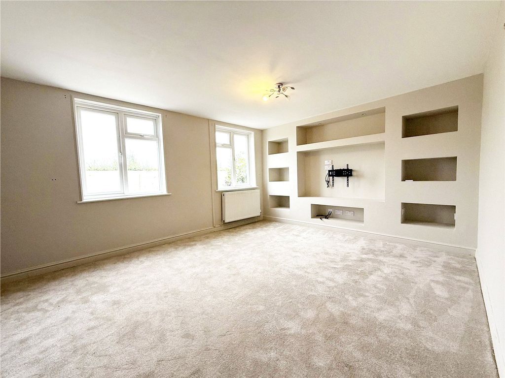 Property photo 3 of 18 Picture No. 42