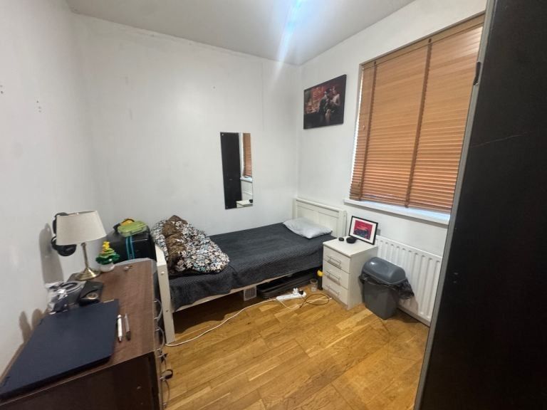 Property photo 1 of 4