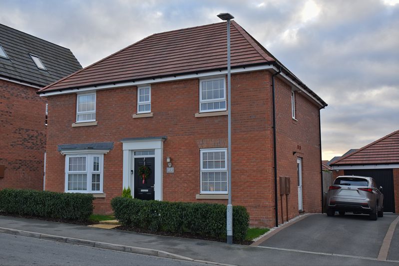 Property photo 1 of 17 Photo 11