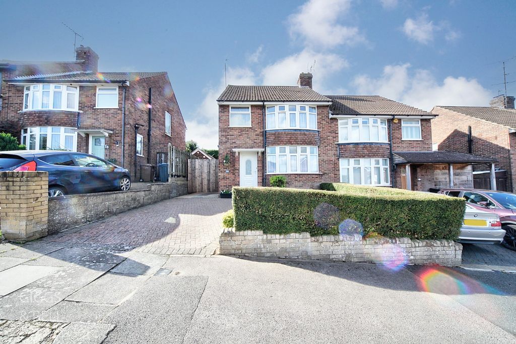 Property photo 1 of 25 4359610