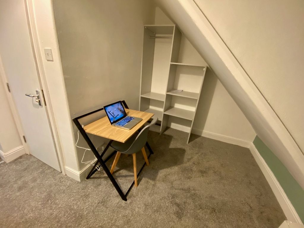 Property photo 2 of 5