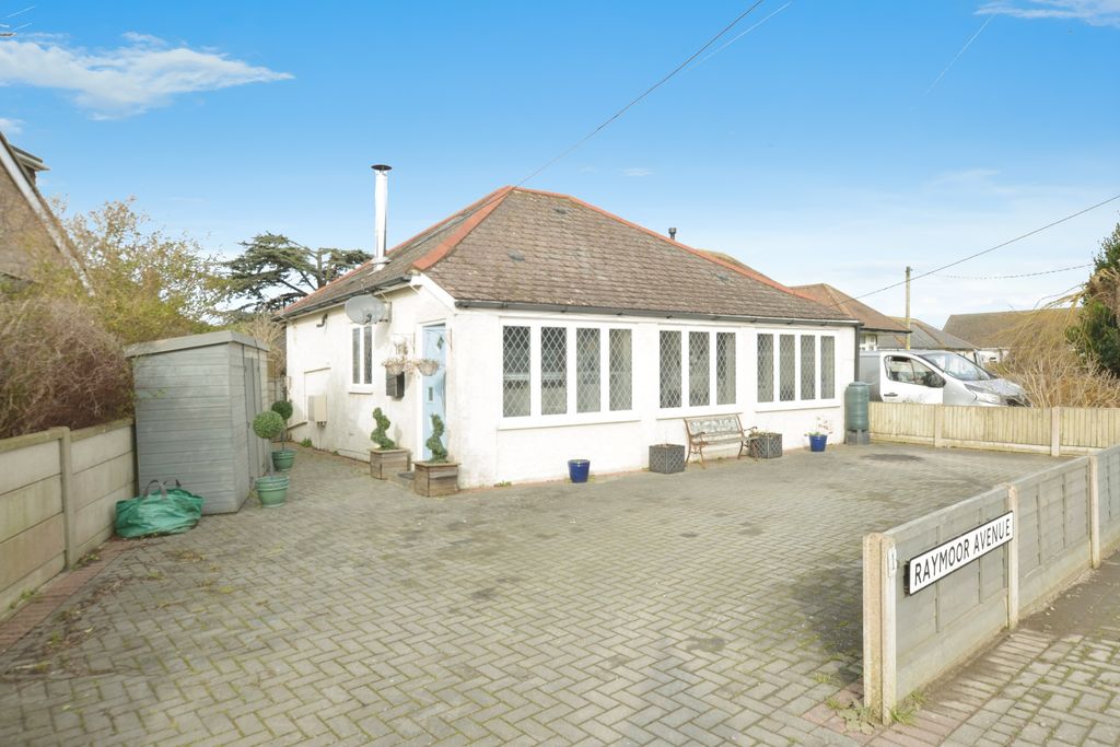 Property photo 1 of 17 Photography