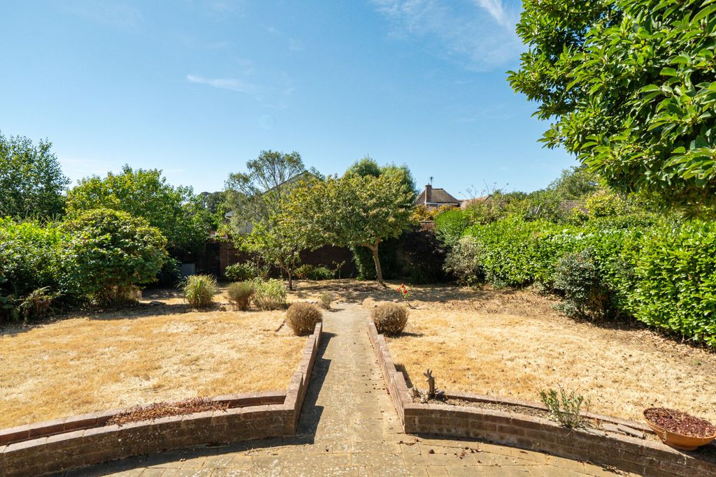 Property photo 2 of 23 1503844-19-6A79Fa...