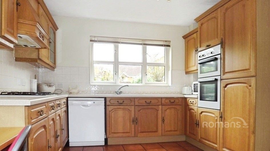 Property photo 3 of 11 Pbox-Img.Jpg