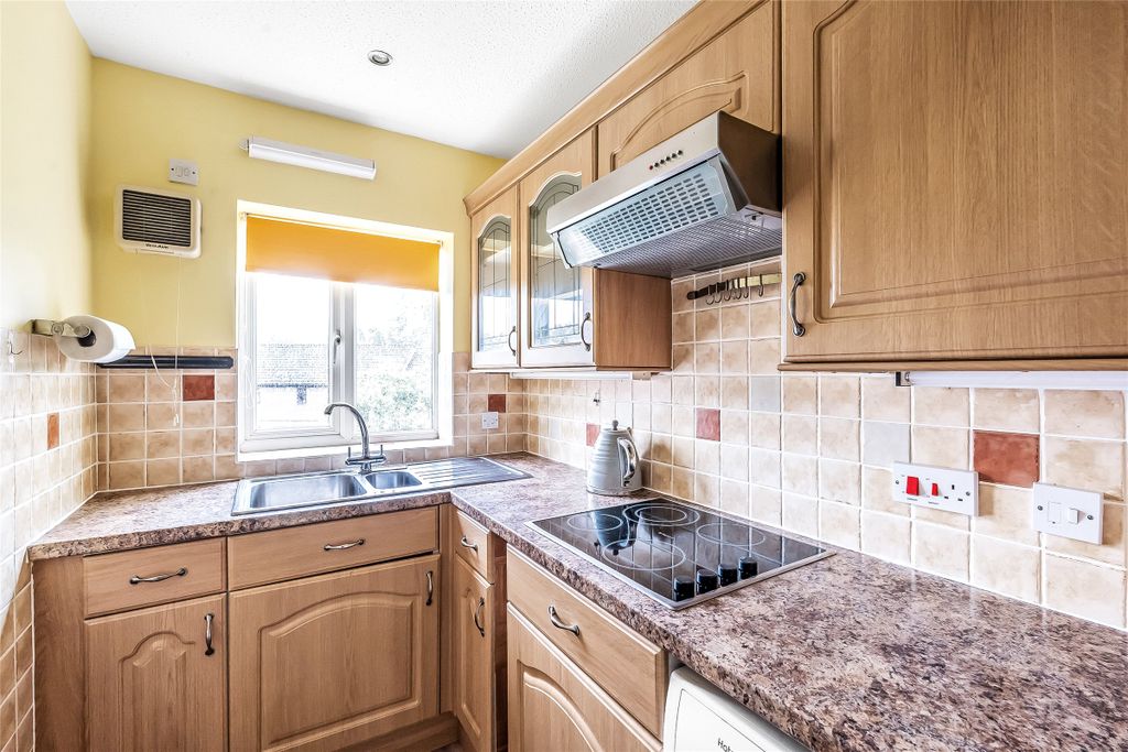 Property photo 3 of 10 Picture No. 06
