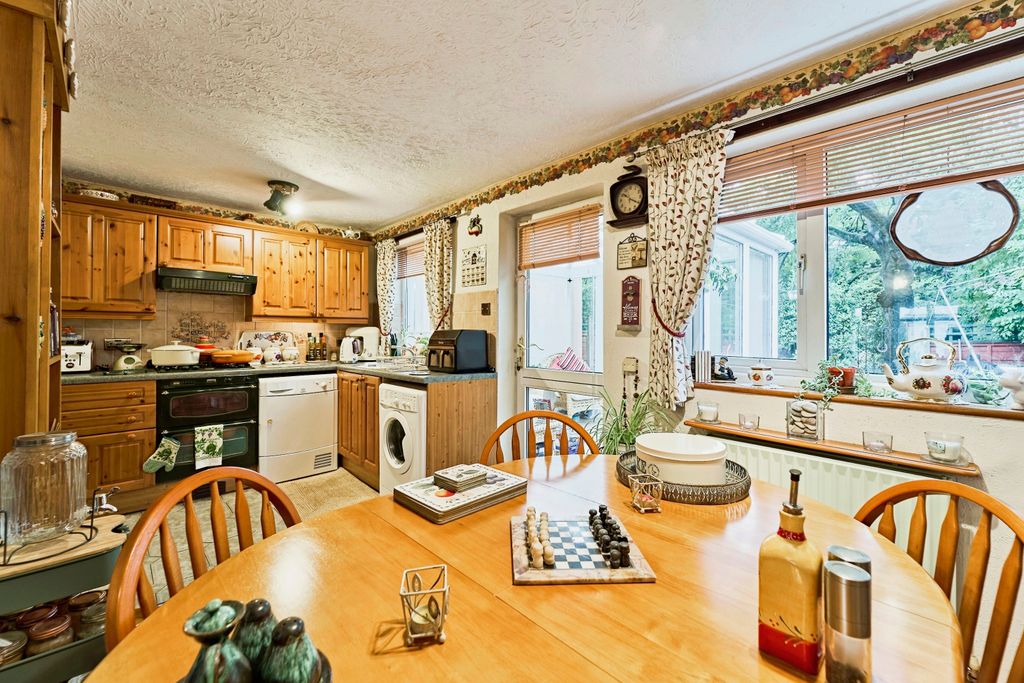 Property photo 3 of 17 Photography