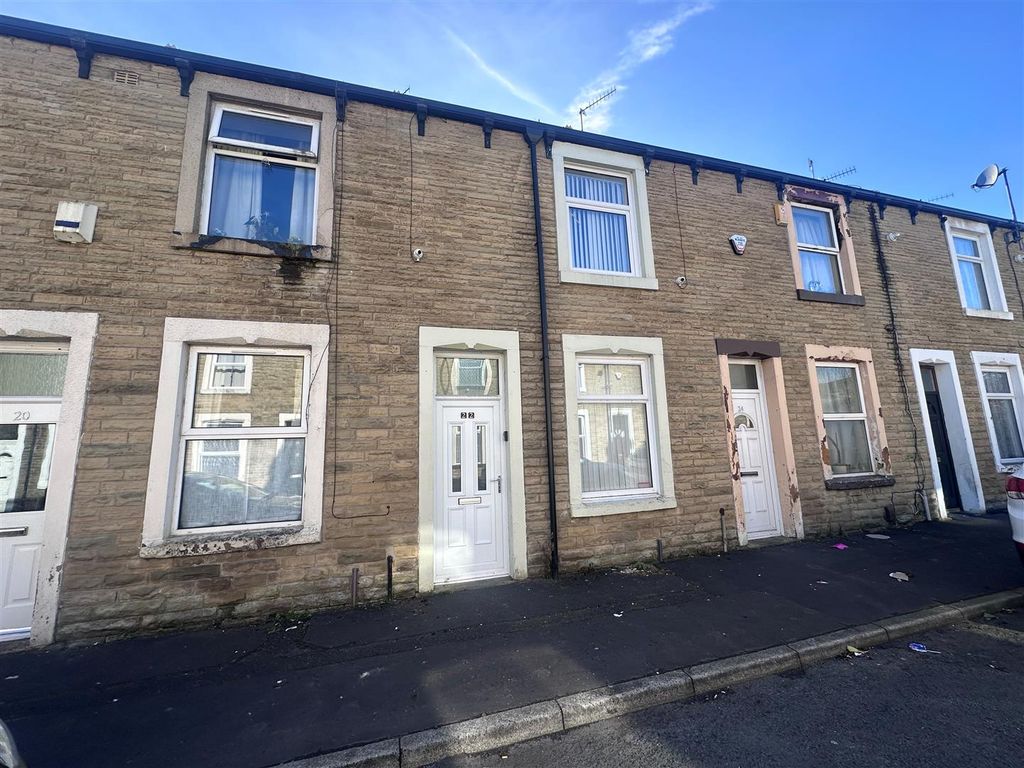 Property photo 1 of 9 22S 3.Jpg