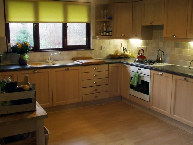 Property photo 3 of 5 Kitchen1