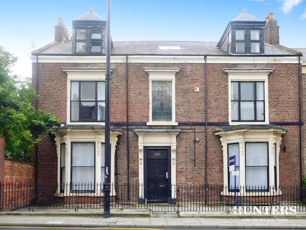 Property photo 1 of 6 Grange Crescent External.Jpg