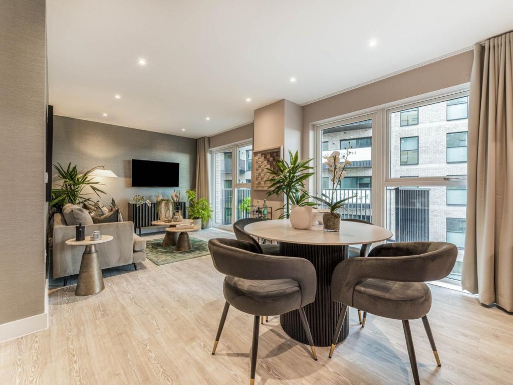 Property photo 2 of 11 Starling House, Apartment 60