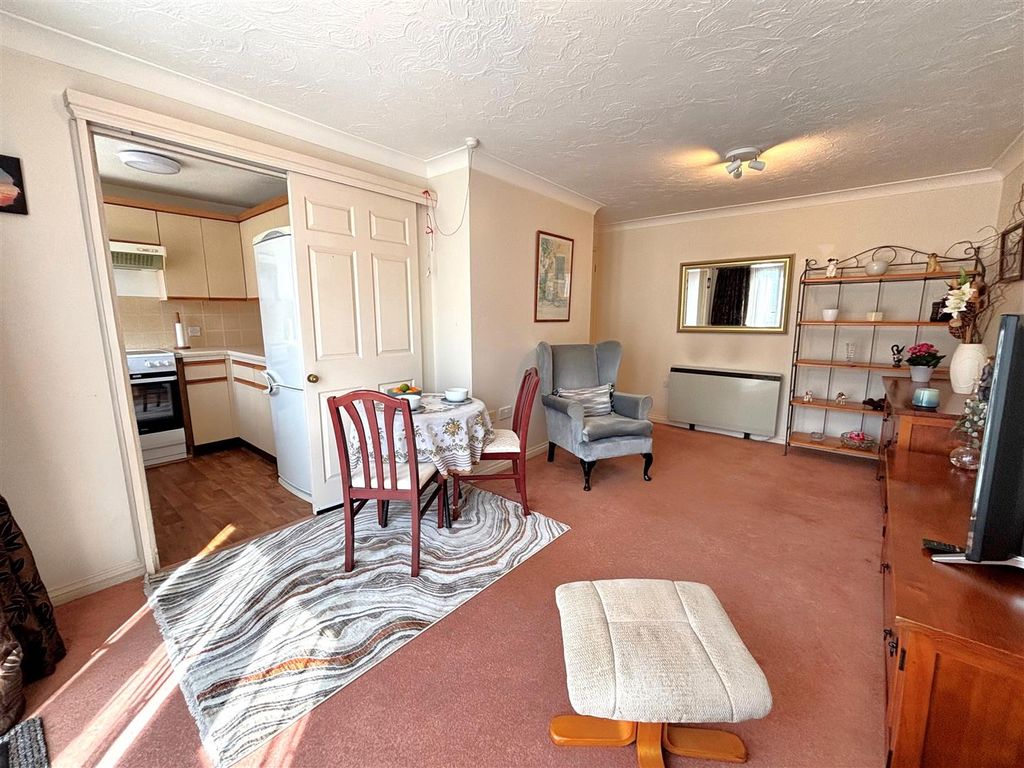 Property photo 3 of 12 Living Room