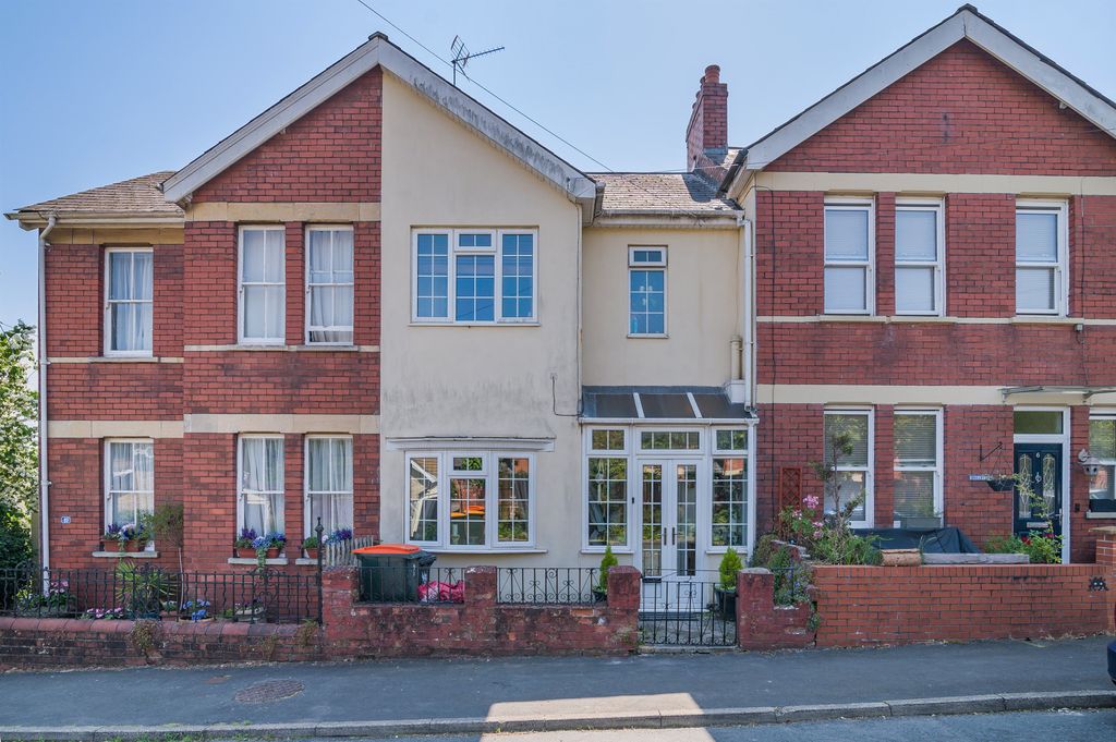 Property photo 1 of 22