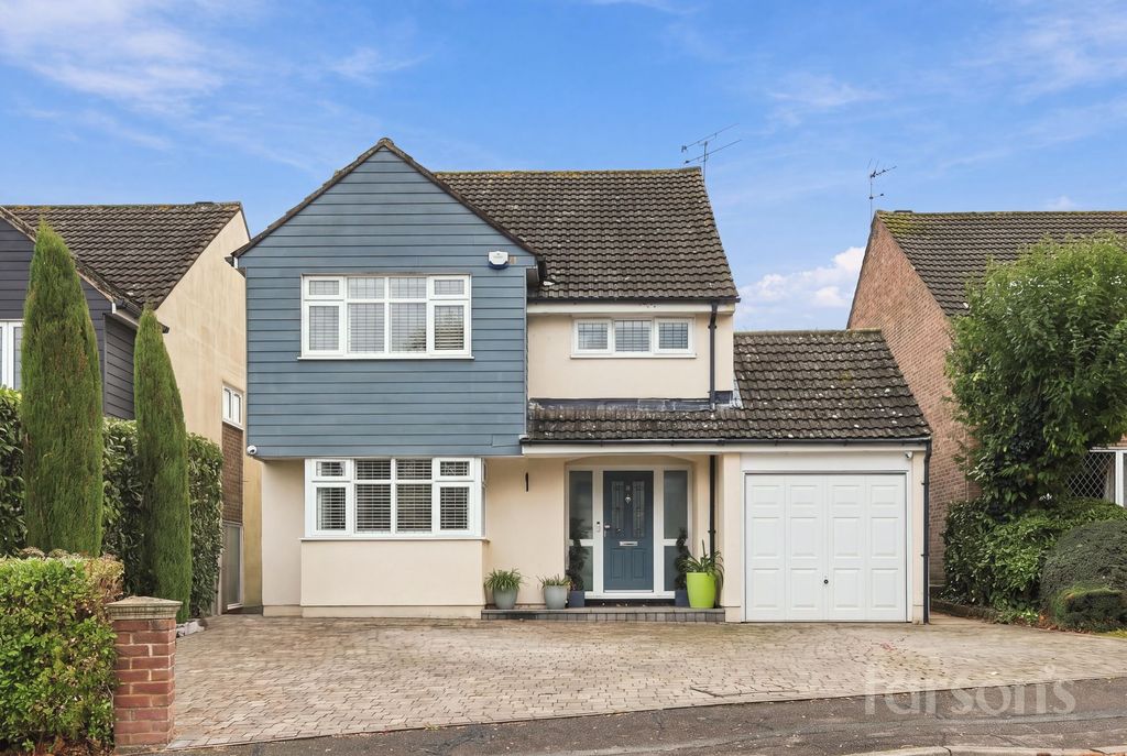 Property photo 1 of 34