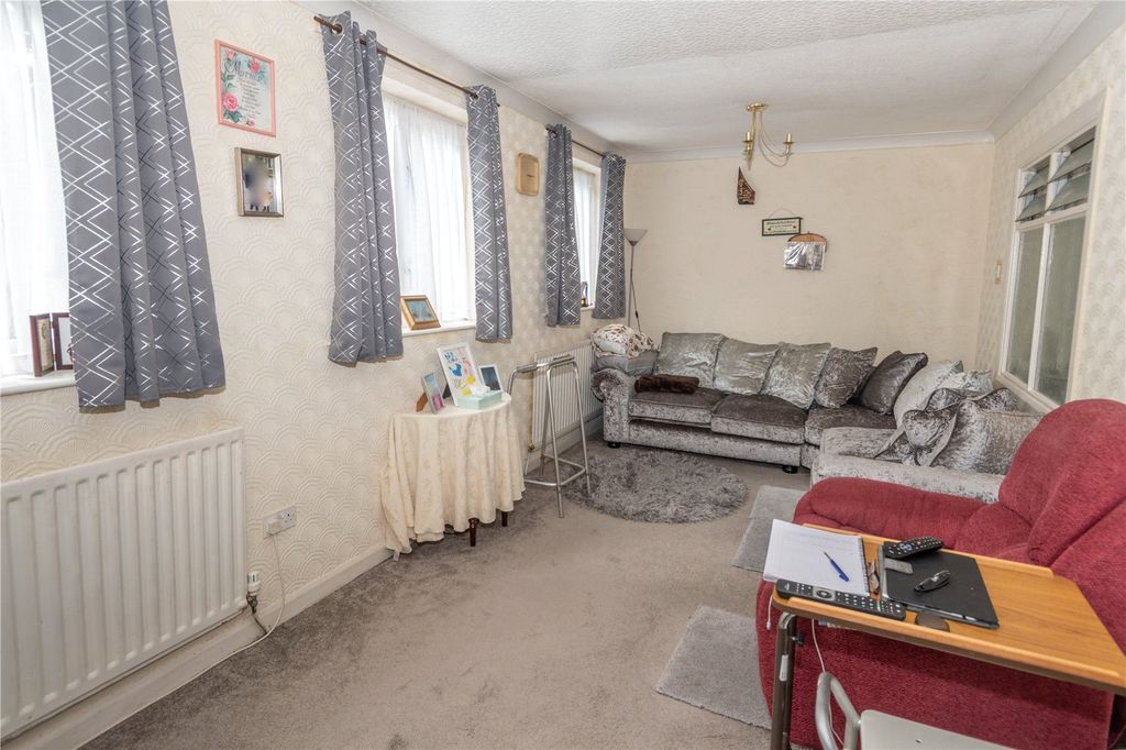 Property photo 3 of 10 Picture No. 09