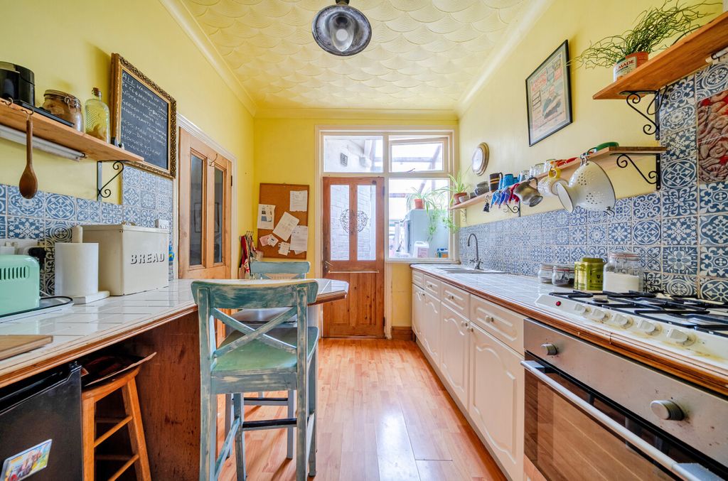 Property photo 3 of 14 1526238-4-6Ac36d7...