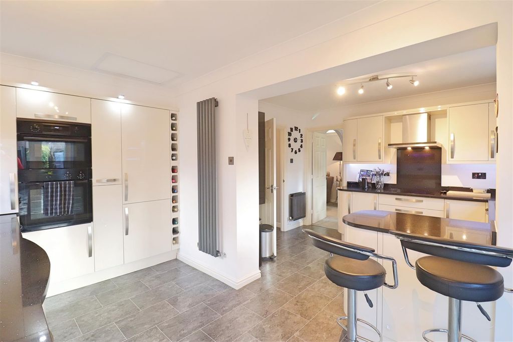 Property photo 3 of 21 Img_2653.Jpg