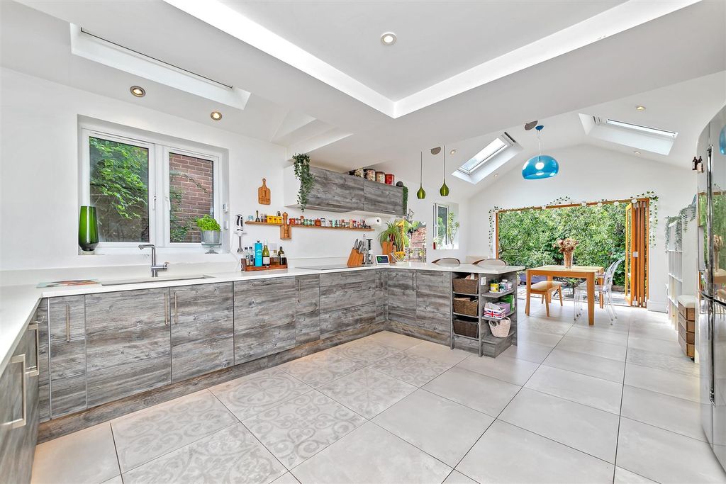 Property photo 2 of 21 1Ramsburyroad-24.Jpg
