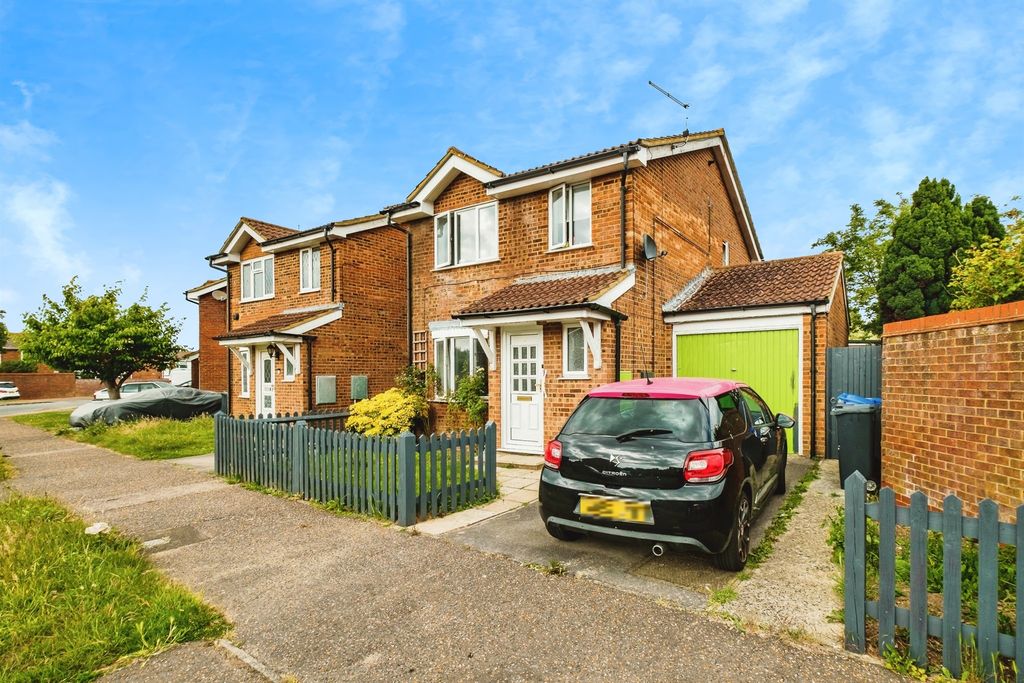 Property photo 2 of 17