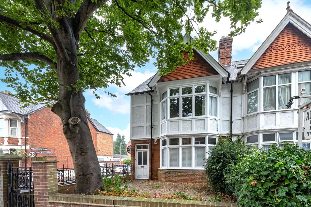 Property photo 1 of 12 Front