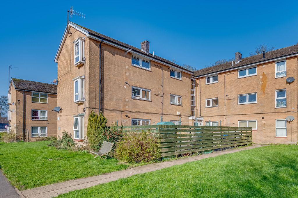 Property photo 1 of 20