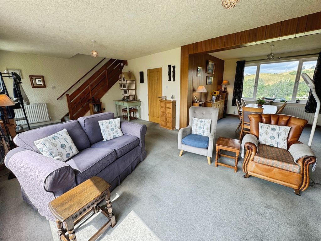 Property photo 3 of 14 Photo 25