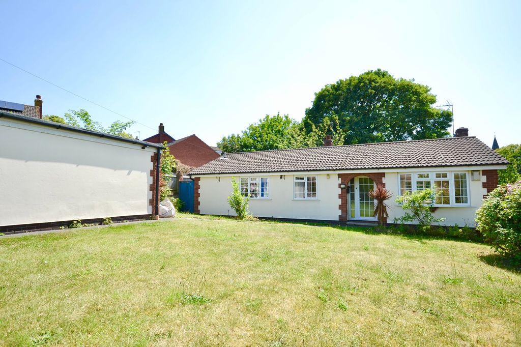 Property photo 1 of 35