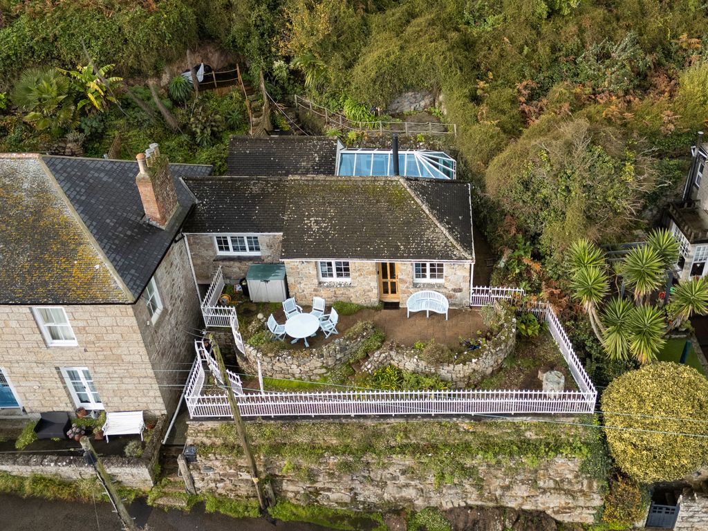 Property photo 2 of 30