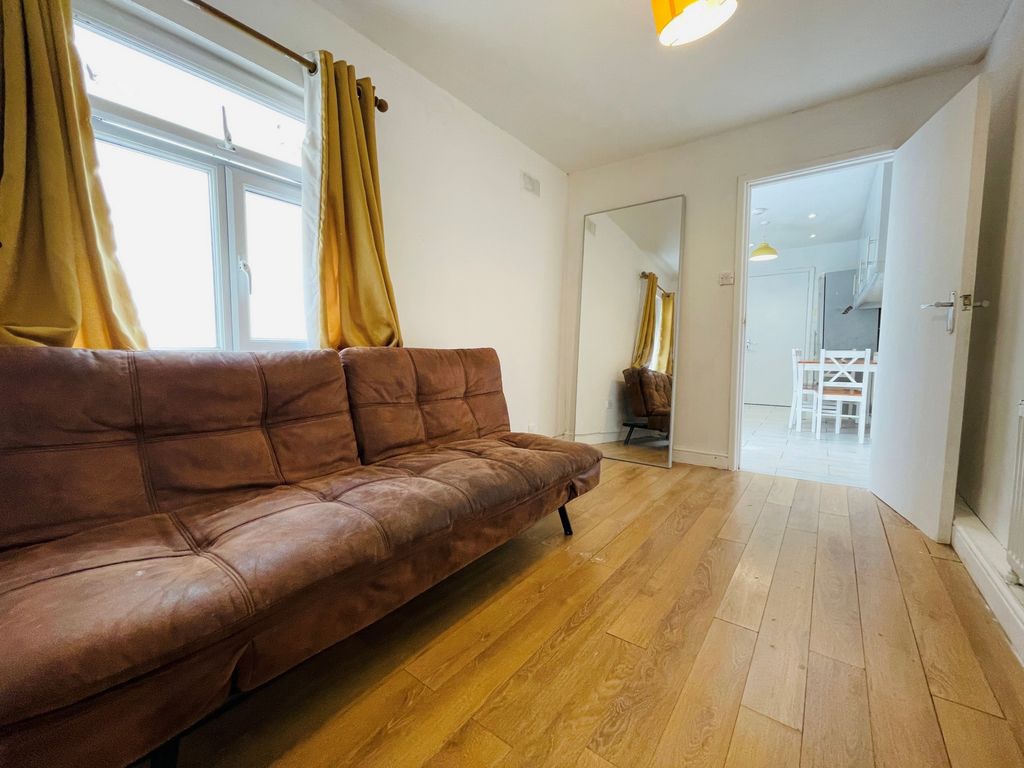 Property photo 3 of 5 Reception Room