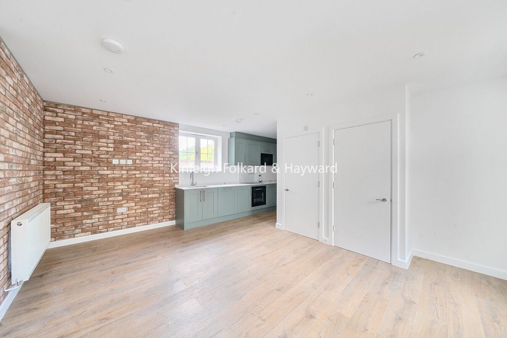 Property photo 3 of 13 Picture No. 05