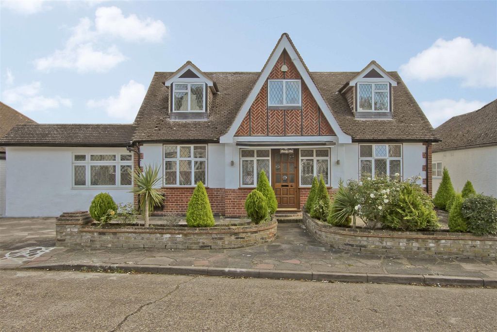 Property photo 1 of 24