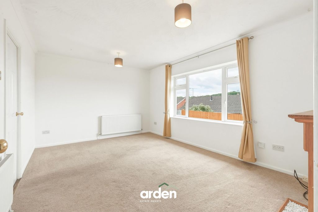 Property photo 2 of 13