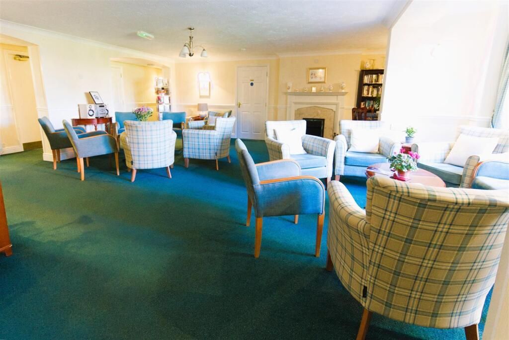 Property photo 3 of 12 Ross Ct Communal Lounge.Jpeg