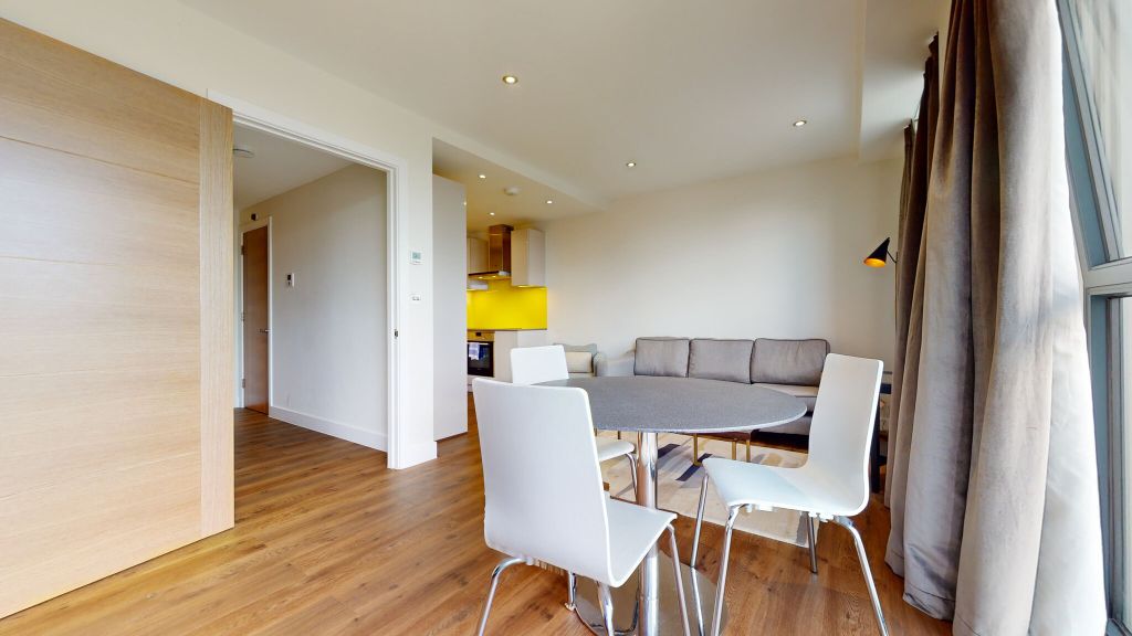 Property photo 3 of 19