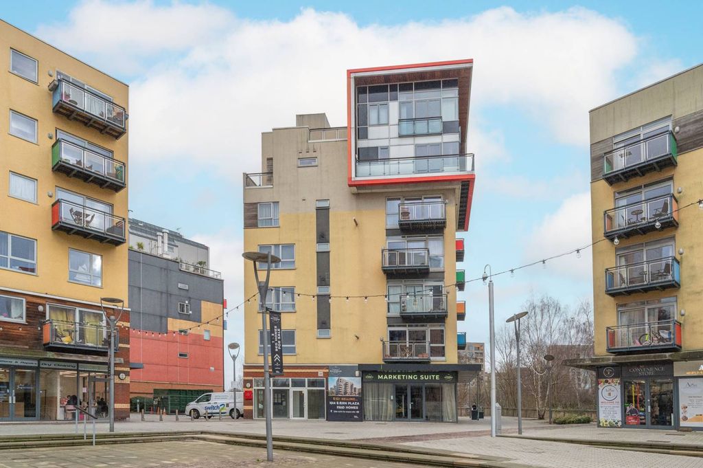 Property photo 1 of 21