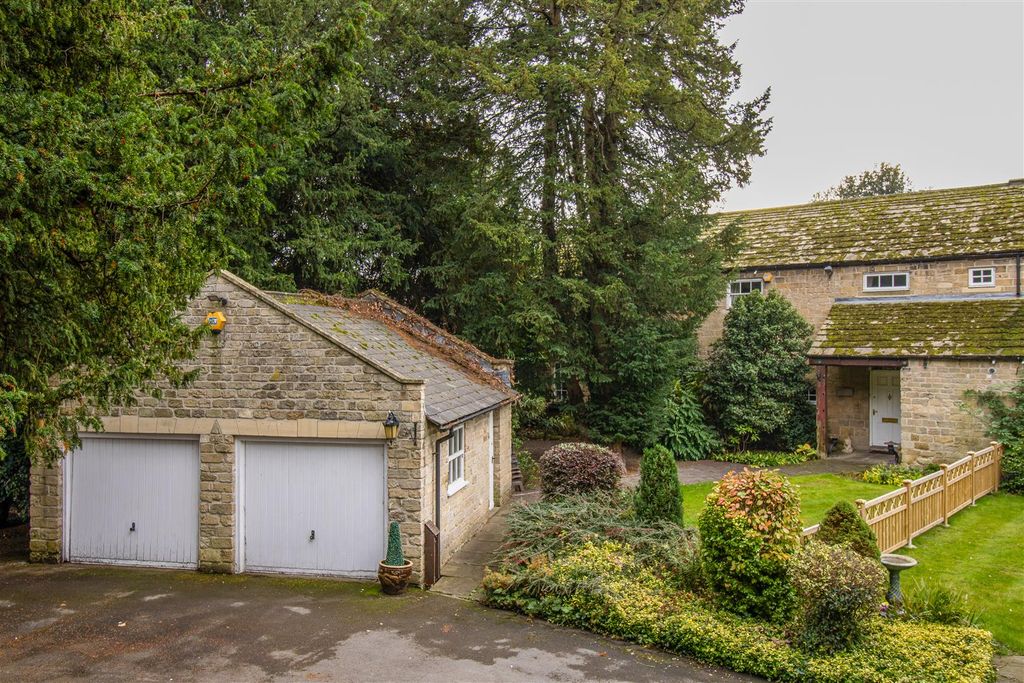 Property photo 1 of 23