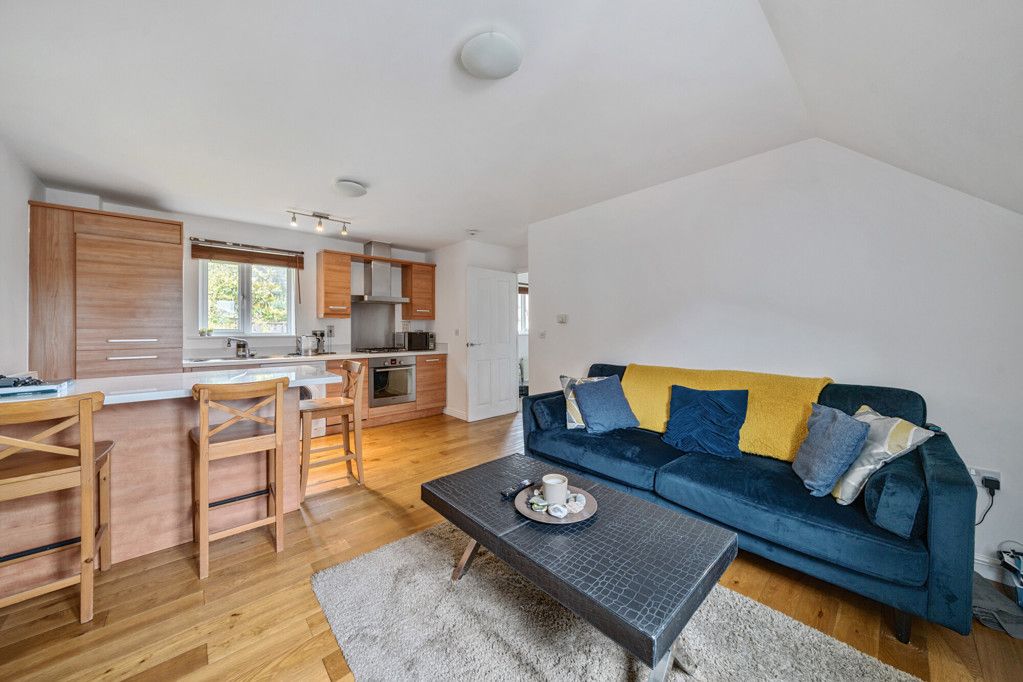 Property photo 1 of 11 Reception/Kitchen