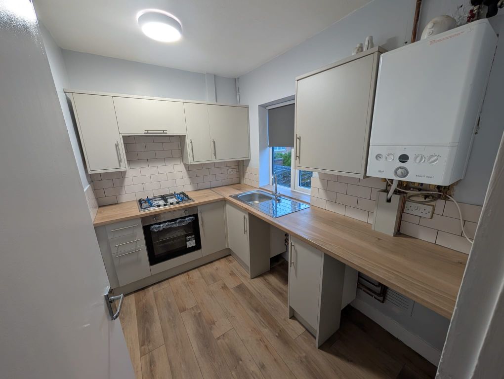 Property photo 3 of 17 Entrance Porch