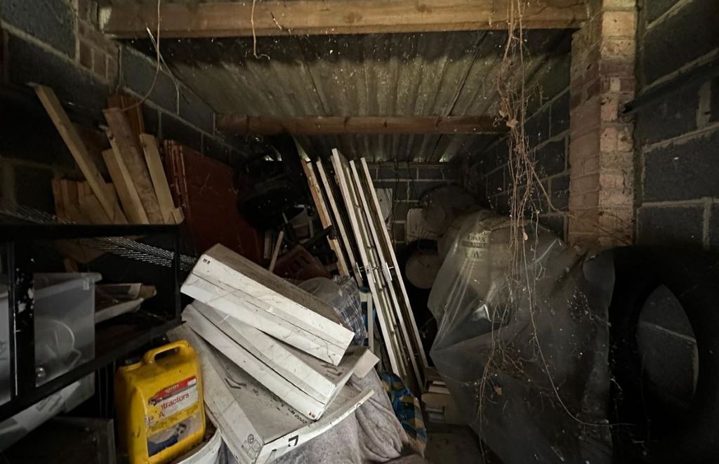 Property photo 3 of 5