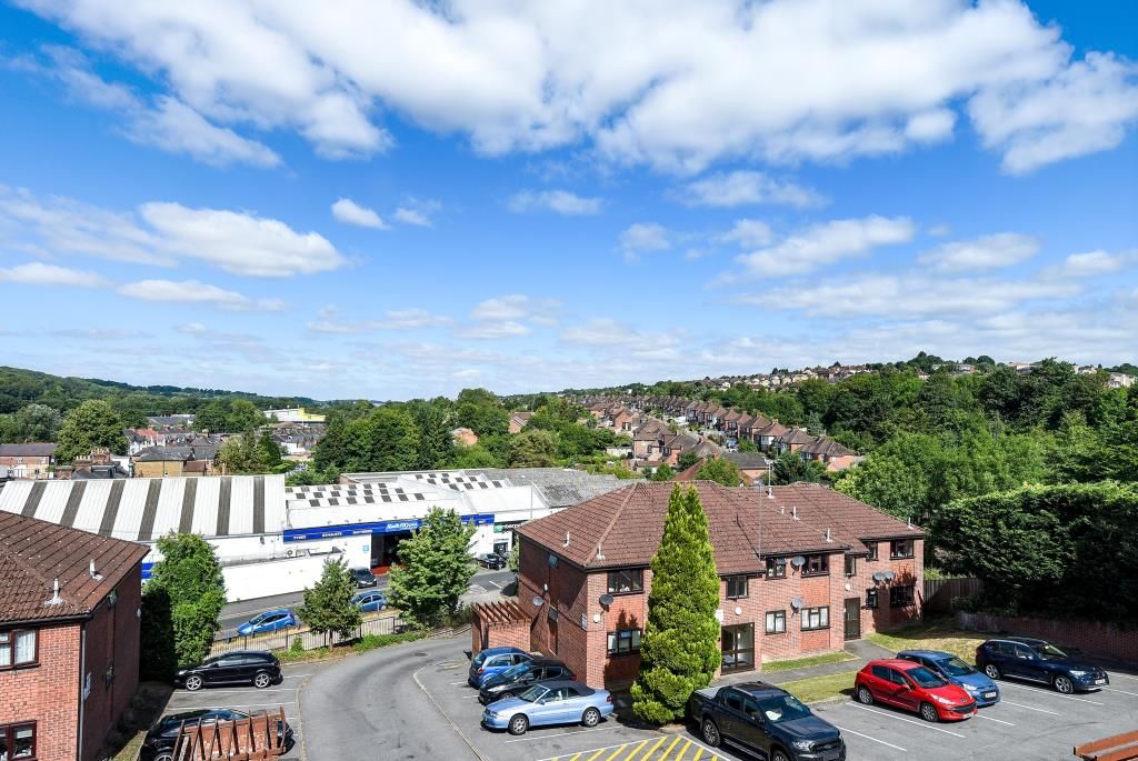 Property photo 3 of 10 External View