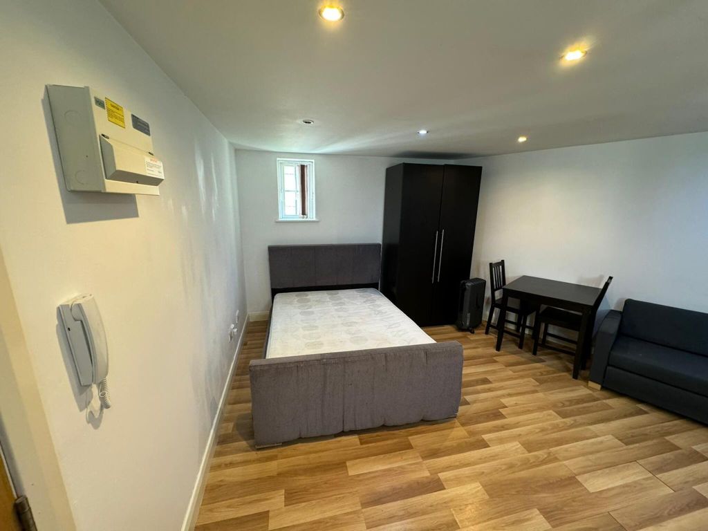 Property photo 2 of 5