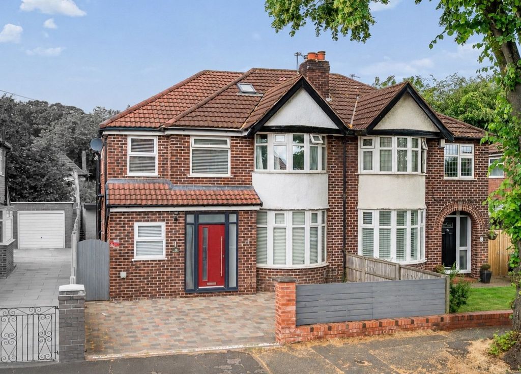 Property photo 1 of 36