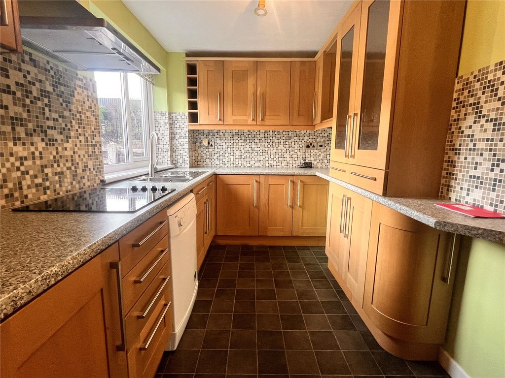 Property photo 3 of 18 Picture No. 14