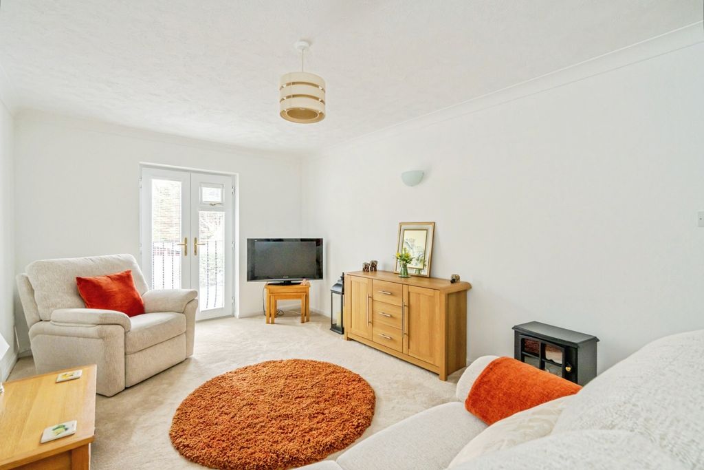 Property photo 3 of 14 Pbox-Img.Jpg