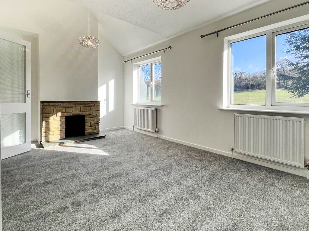Property photo 3 of 14 G-2